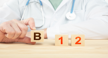 عوارض کمبود ویتامین B12