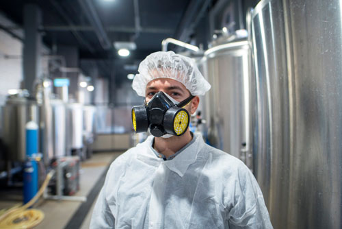 استفاده صحیح از تجهیزات حفاظت فردی (PPE)
